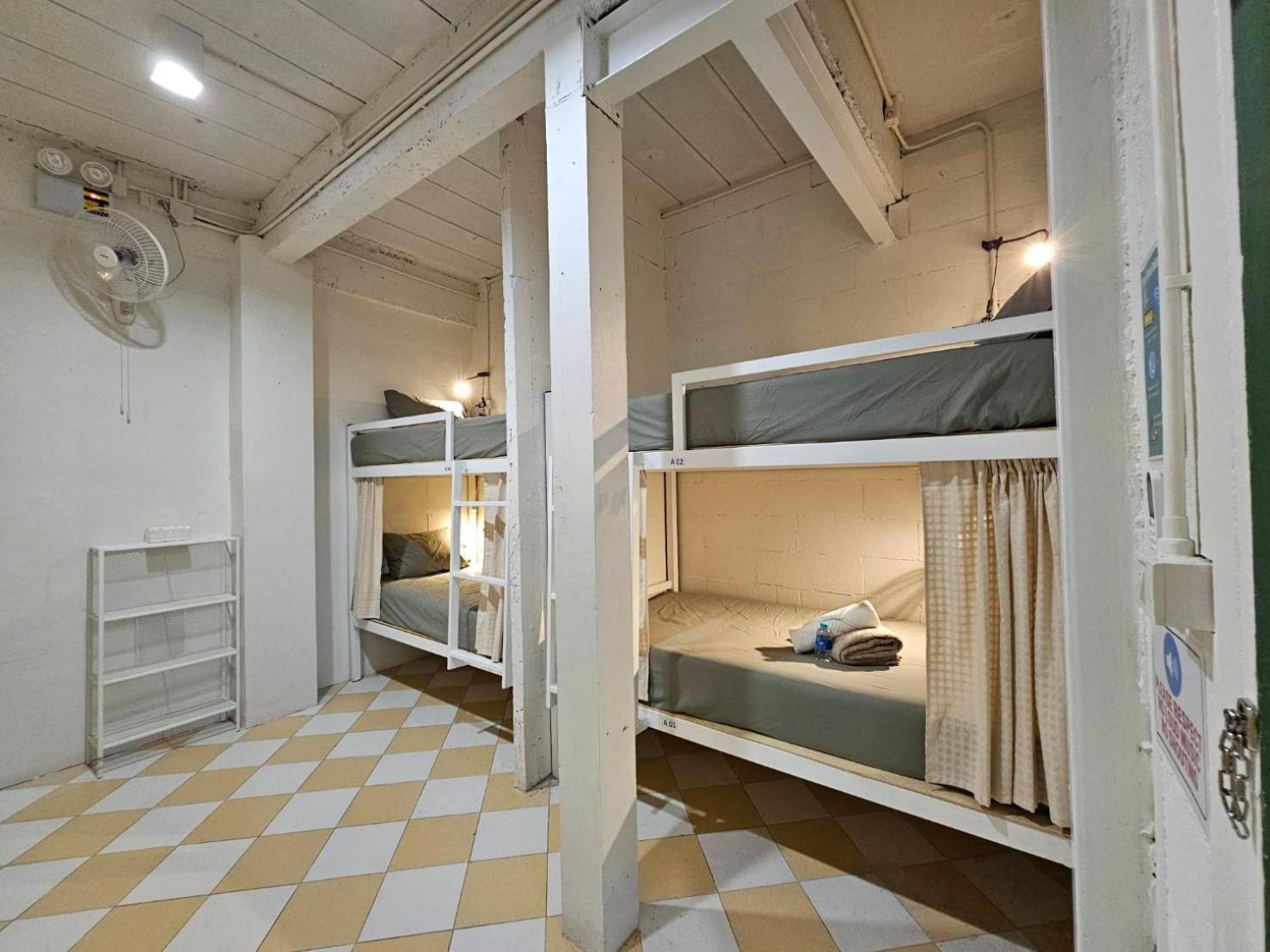 Hao Norn Hostel Thong Sala Exterior foto