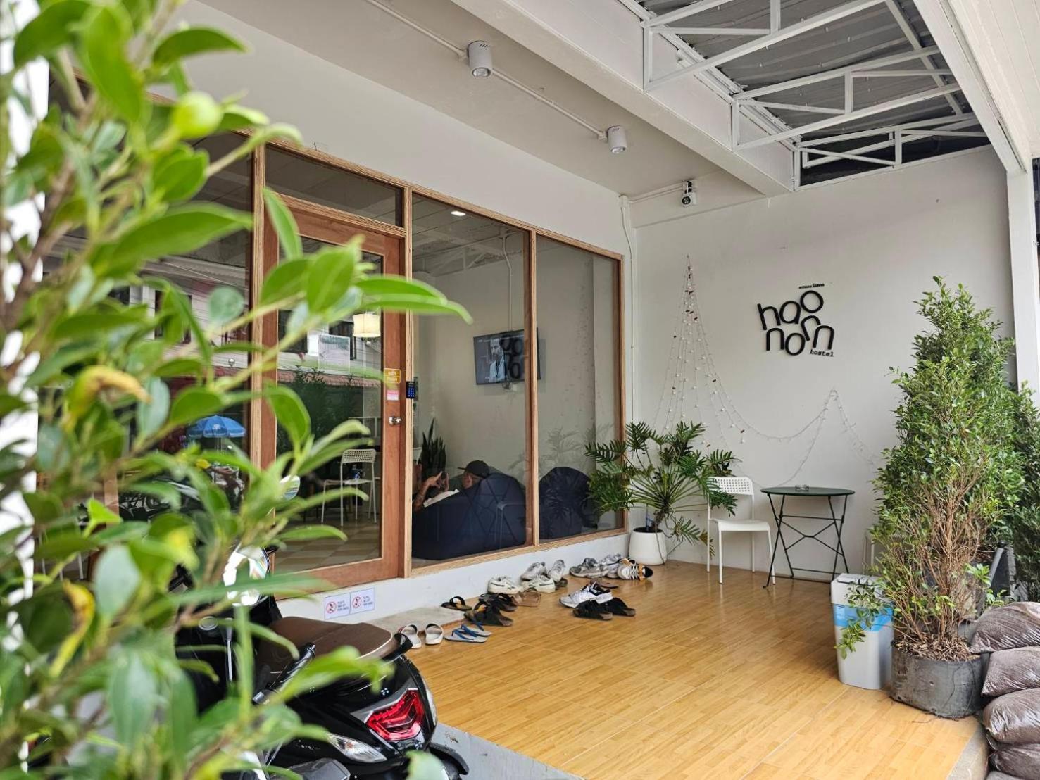 Hao Norn Hostel Thong Sala Exterior foto
